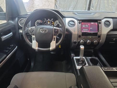 Used 2020 Toyota Tundra SR5 w/ SR5 Upgrade Package image 15