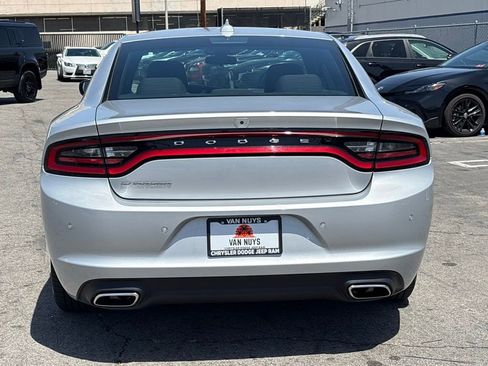 Used 2023 Dodge Charger SXT RWD image 5