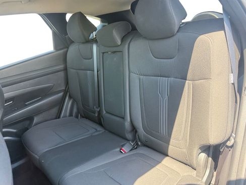 Used 2025 Hyundai Tucson SEL FWD image 16