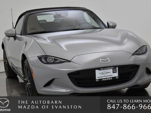 Used 2025 MAZDA MX-5 Miata Grand Touring w/ Weather Package image 12