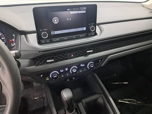 Used 2023 Honda Accord EX image 26