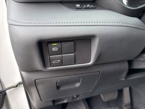 Used 2022 Toyota Highlander XSE image 23