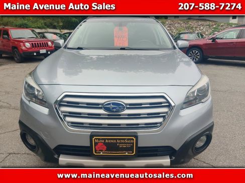 Used 2017 Subaru Outback 2.5i Limited AWD/4WD image 1
