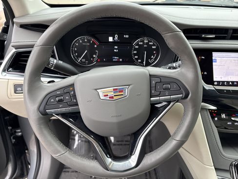 Certified 2024 Cadillac XT6 Premium Luxury w/ LPO, Floor Liner Package image 23