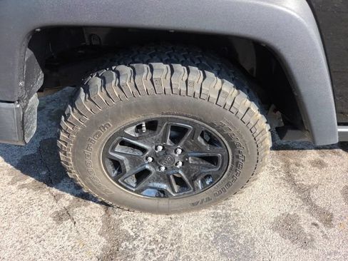 Used 2016 Jeep Wrangler Sport AWD/4WD image 24