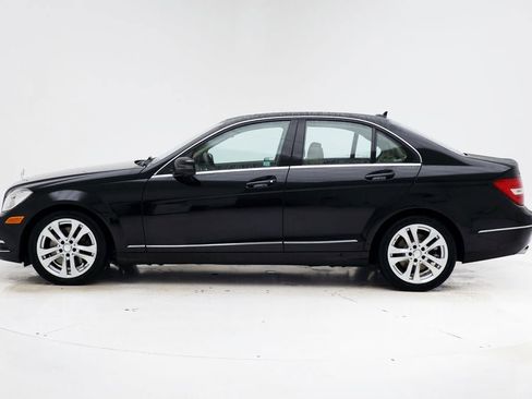 Used 2013 Mercedes-Benz C 300 4MATIC Sedan image 5