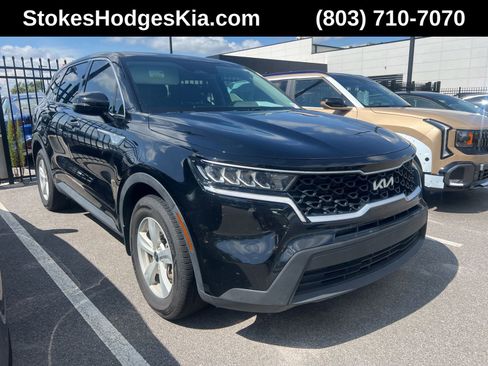 Used 2023 Kia Sorento LX FWD image 1