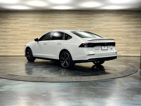 Used 2025 Honda Accord EX-L image 15