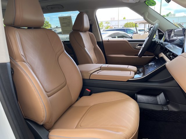 New 2026 INFINITI QX80 Luxe w/ Cargo Package AWD/4WD image 22