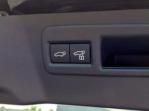 New 2026 Toyota C-HR AWD/4WD image 7