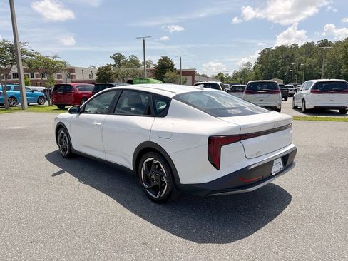 Used 2025 Kia K4 EX FWD image 7