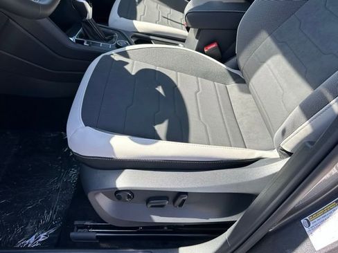 New 2026 Volkswagen Taos SE AWD/4WD image 27