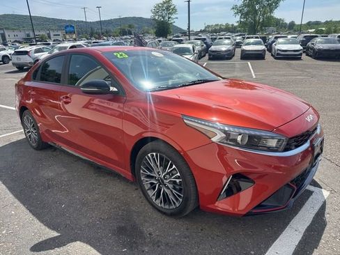 Certified 2023 Kia Forte GT-Line w/ GT-Line Premium Package FWD image 6