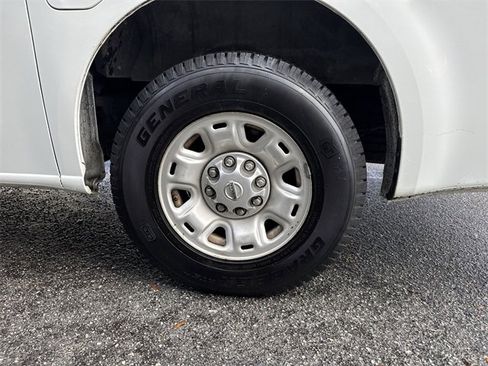 Used 2014 Nissan NV 3500 SV image 29