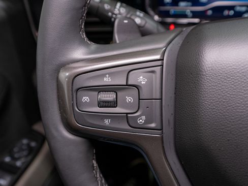 Used 2025 Chevrolet Silverado 1500 ZR2 w/ Technology Package image 32