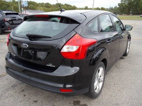 Used 2014 Ford Focus SE image 5