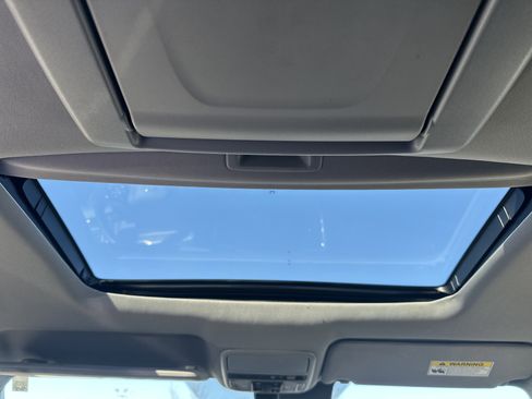 Used 2020 Honda Pilot Touring image 19