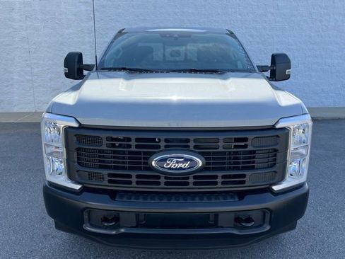 New 2026 Ford F350 XL RWD image 2