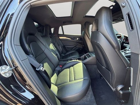 Used 2018 Porsche Panamera 4S image 45