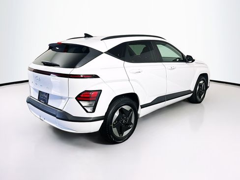 Used 2024 Hyundai Kona SEL FWD image 9