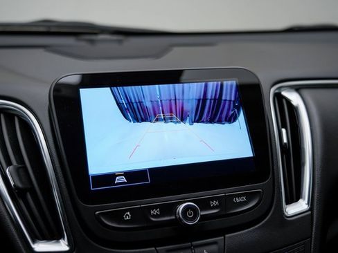 Used 2024 Chevrolet Malibu LT image 28