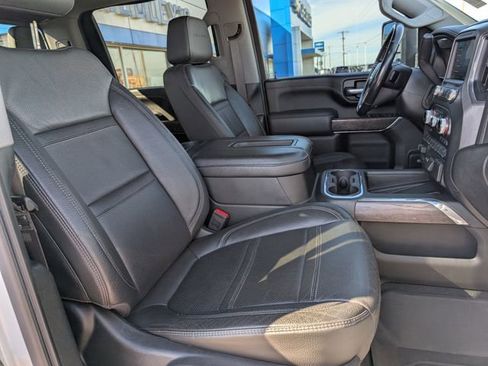 Used 2020 GMC Sierra 3500 Denali image 4