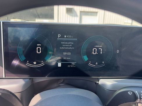 Used 2025 Hyundai Sonata SEL image 40