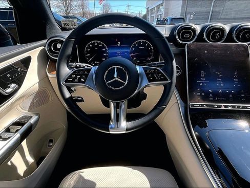 Certified 2024 Mercedes-Benz GLC 300 4MATIC image 5