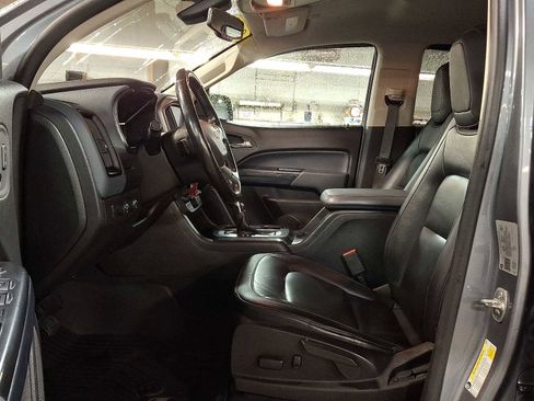 Used 2022 Chevrolet Colorado Z71 w/ Trail Boss Package image 13