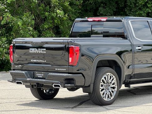 Used 2025 GMC Sierra 1500 Denali Ultimate AWD/4WD image 10