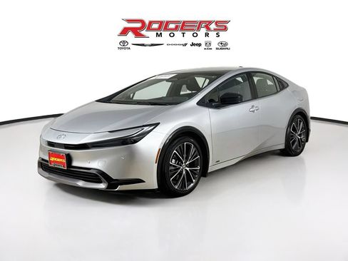 Certified 2024 Toyota Prius Limited w/ Limited Premium Package AWD/4WD image 8