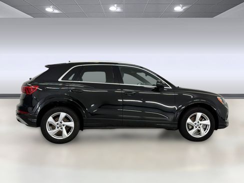 Used 2019 Audi Q3 2.0T Premium AWD/4WD image 8