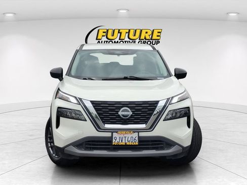 Used 2023 Nissan Rogue S FWD image 2