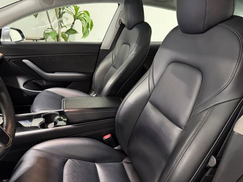 Used 2020 Tesla Model 3 Long Range image 10
