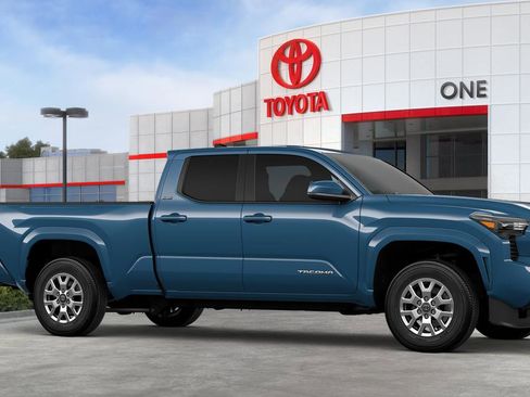 Certified 2026 Toyota Tacoma SR5 image 95