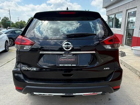 Used 2019 Nissan Rogue S AWD/4WD image 8