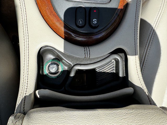 Used 2000 Jaguar XK8 Convertible RWD image 30