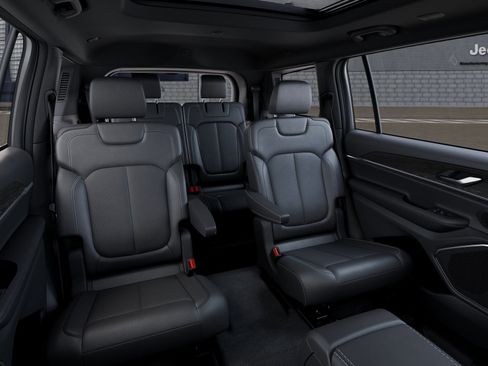 New 2026 Jeep Grand Cherokee L Limited AWD/4WD image 22