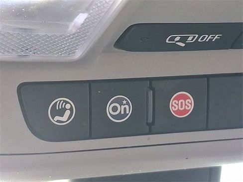 Used 2019 Chevrolet Equinox LT image 24