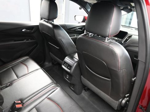 Used 2022 Chevrolet Equinox RS w/ RS Leather Package image 52