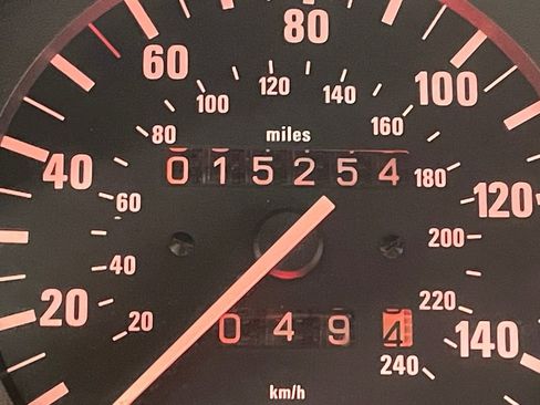 Used 1987 BMW 325i Convertible image 23