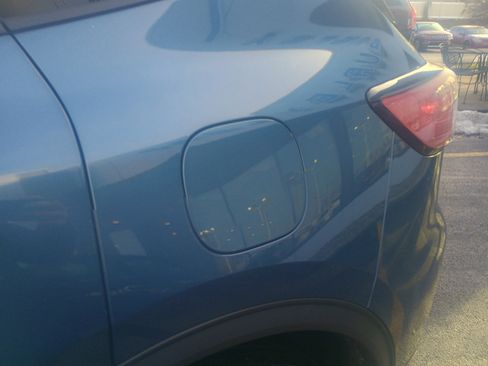 Used 2020 Ford Escape SEL image 6