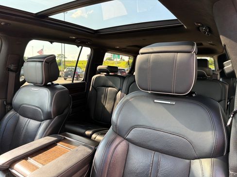 Used 2023 Jeep Grand Wagoneer Series II w/ Flexible Seating Group AWD/4WD image 20