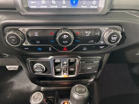 Used 2023 Jeep Wrangler Unlimited w/ 8.4" Radio Group image 23