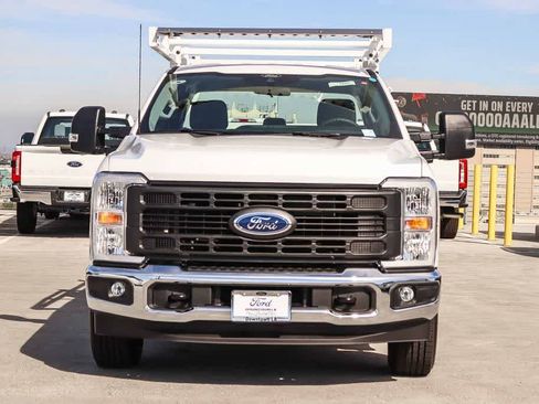 New 2026 Ford F250 XL w/ XL Chrome Package RWD image 2
