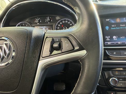 Used 2017 Buick Encore Preferred image 28