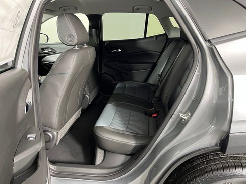 New 2026 Chevrolet Trax LT image 11