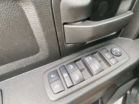 Used 2022 RAM 3500 Tradesman w/ Chrome Appearance Group image 16