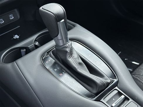 New 2026 Honda HR-V LX image 21