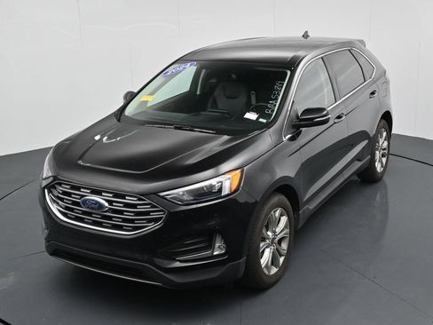 Used 2024 Ford Edge Titanium AWD/4WD image 18